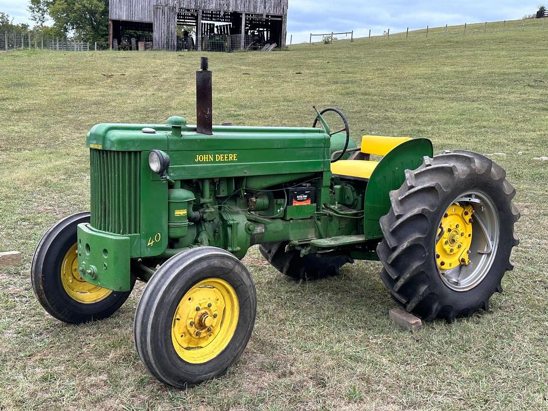 Image of John Deere 40 Primary image