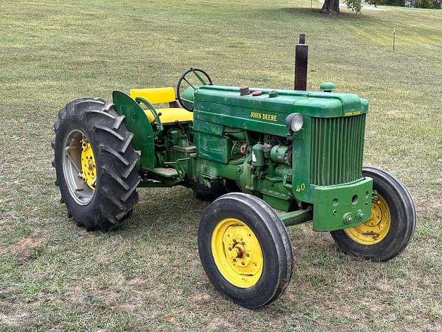 Image of John Deere 40 equipment image 2