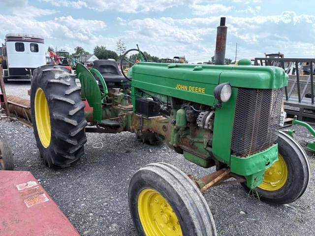 Image of John Deere 40U equipment image 3