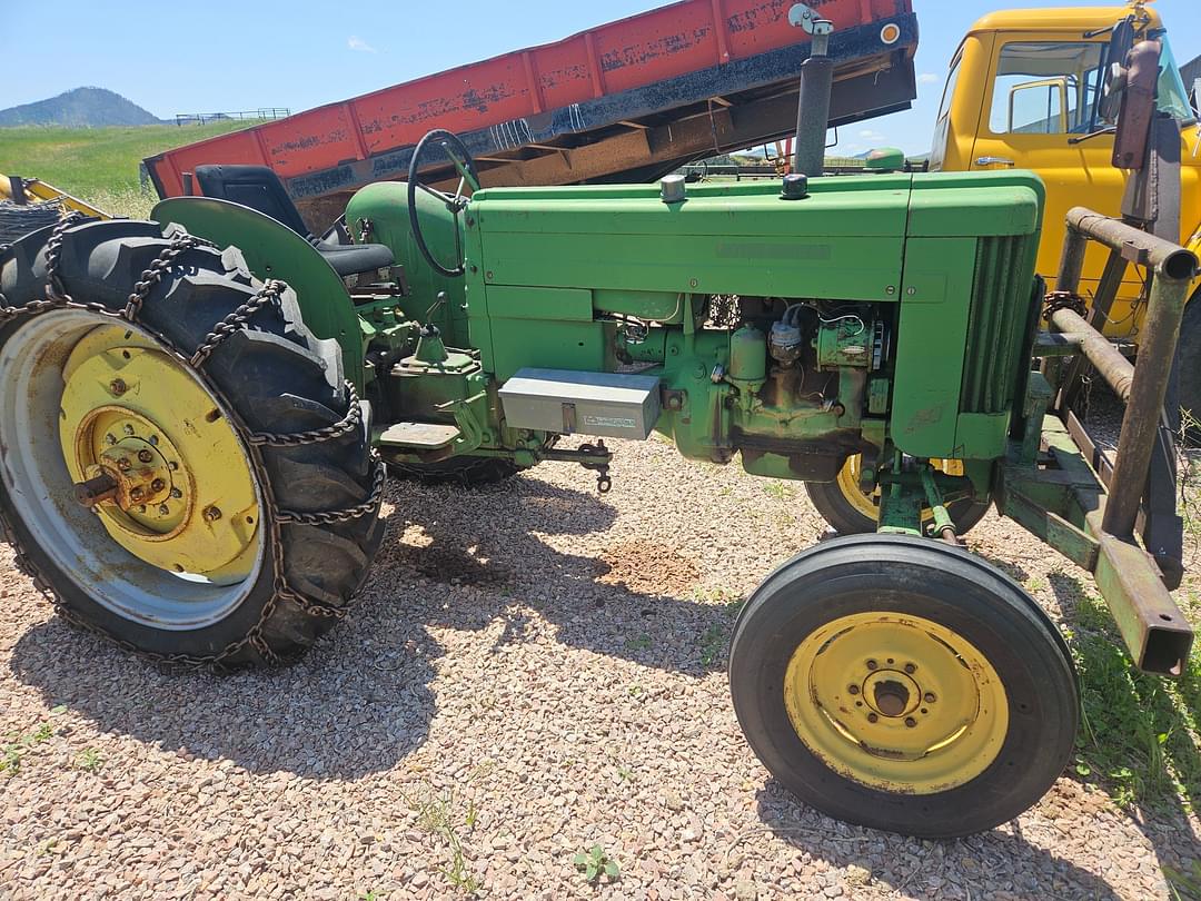 Image of John Deere 40 Primary image