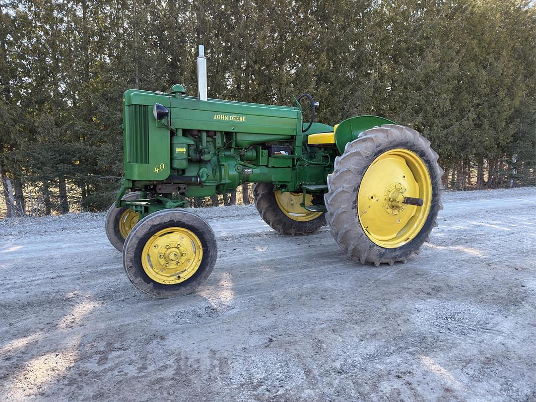 Image of John Deere 40 Primary image