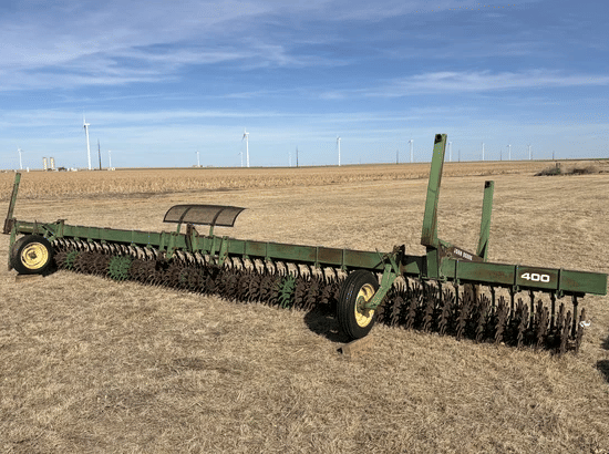 John Deere 400 Equipment Image0