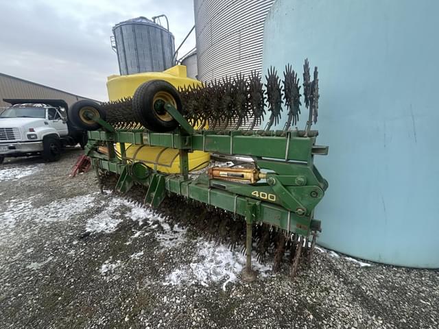 Image of John Deere 400 equipment image 2
