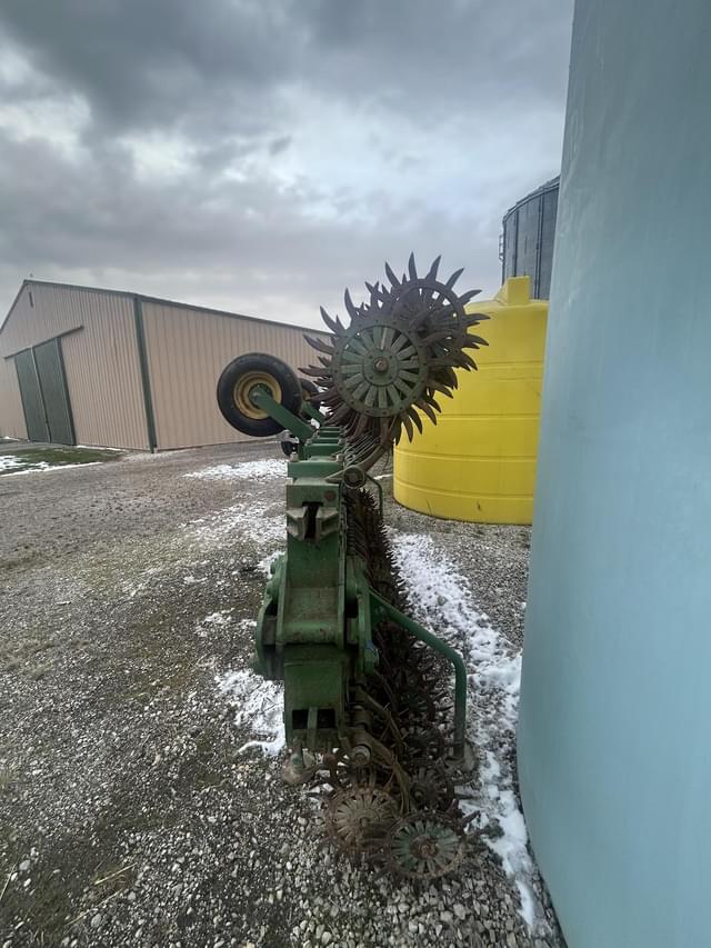 Image of John Deere 400 equipment image 1