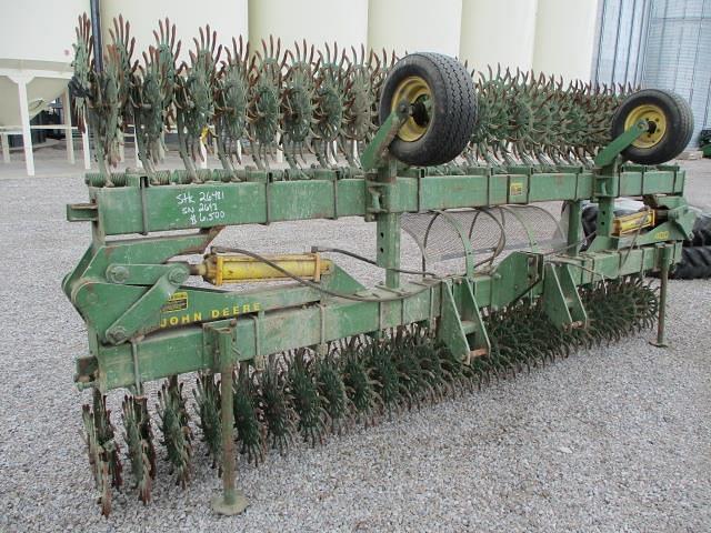 Image of John Deere 400 equipment image 1