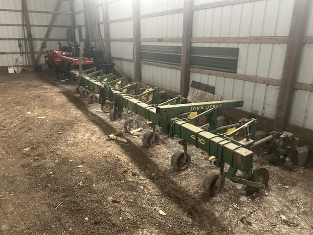 Image of John Deere 400 equipment image 1