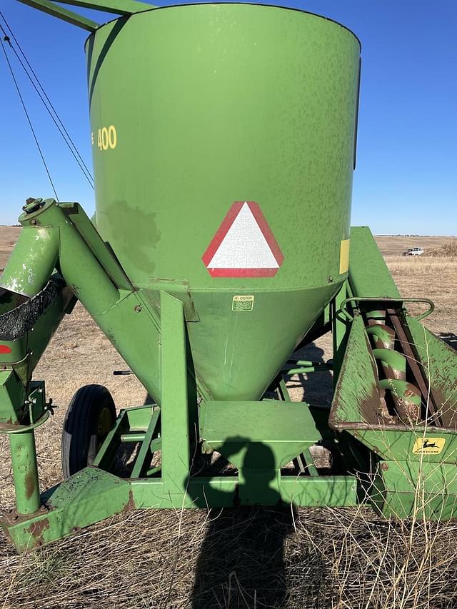 Image of John Deere 400 equipment image 3