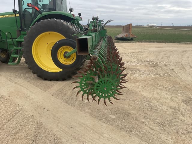 Image of John Deere 400 equipment image 3