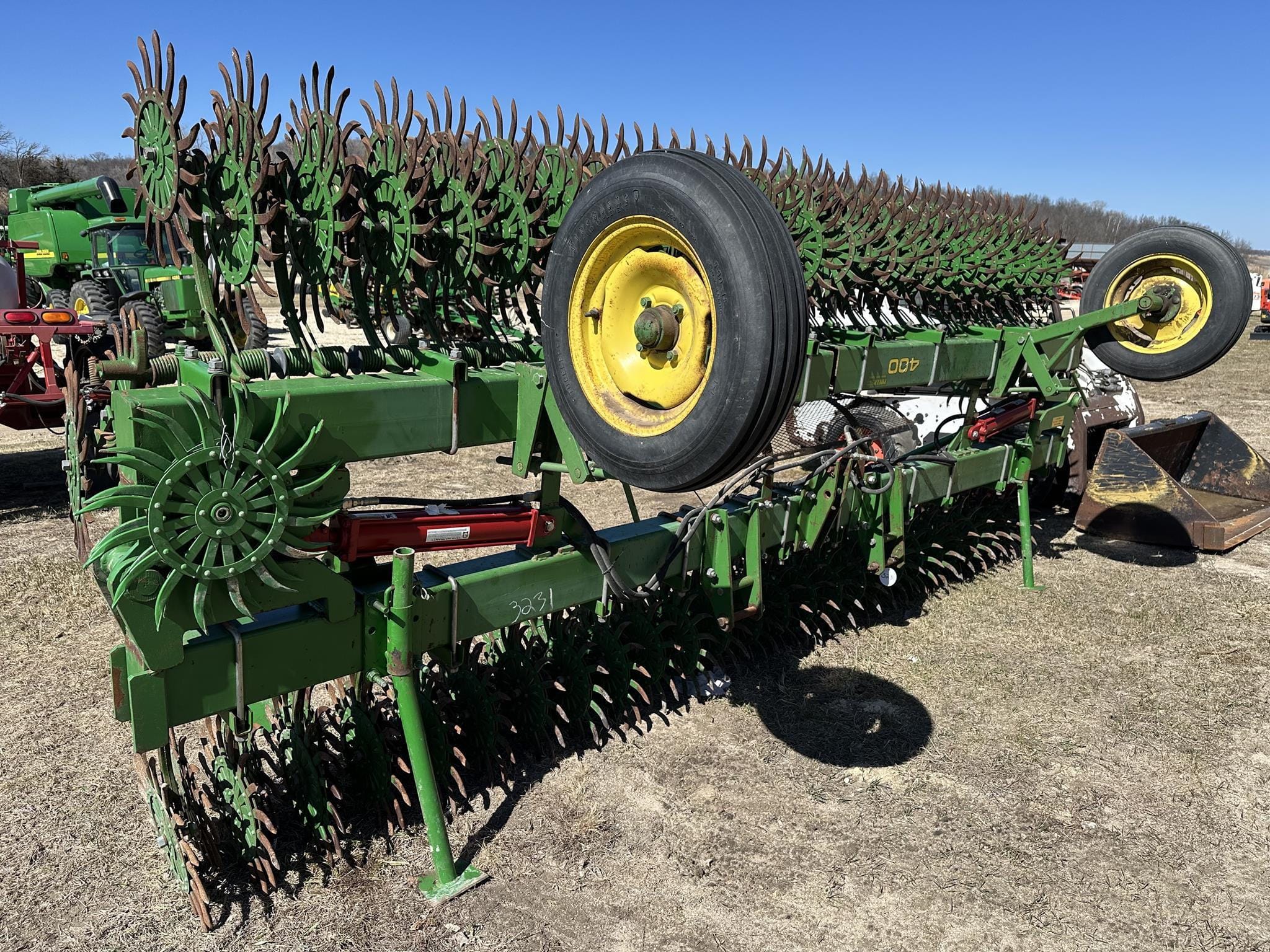 Main image John Deere 400