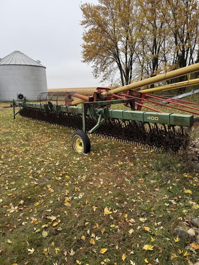 Image of John Deere 400 equipment image 4
