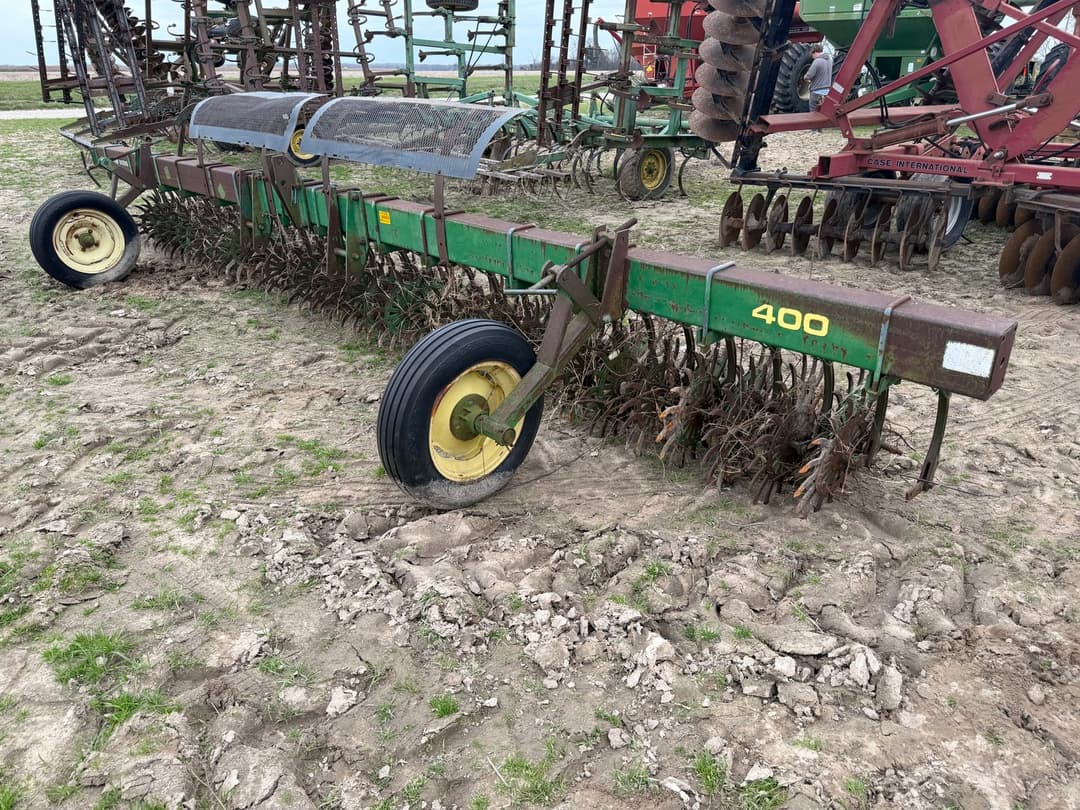 Image of John Deere 400 Primary image