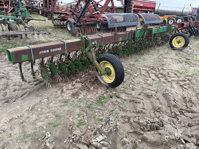 Image of John Deere 400 equipment image 1