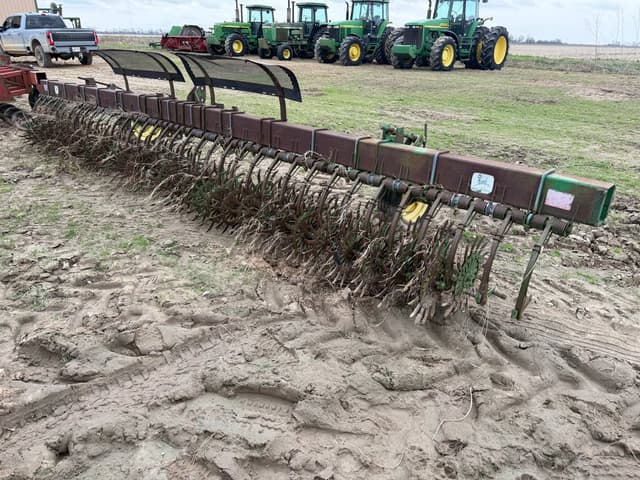 Image of John Deere 400 equipment image 2