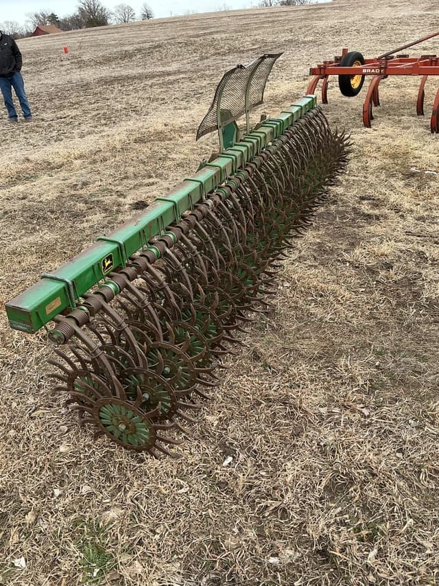 Image of John Deere 400 equipment image 2