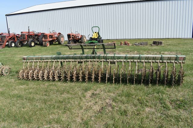 Image of John Deere 400 equipment image 3