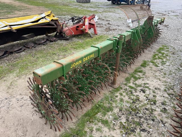 Image of John Deere 400 equipment image 1