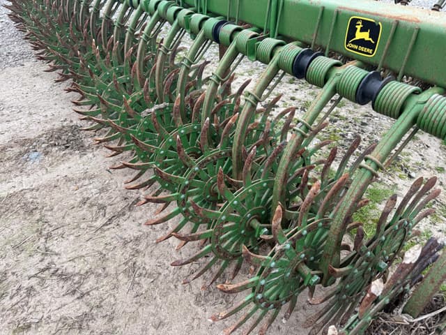 Image of John Deere 400 equipment image 3