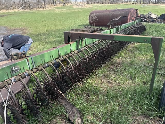 Image of John Deere 400 equipment image 3