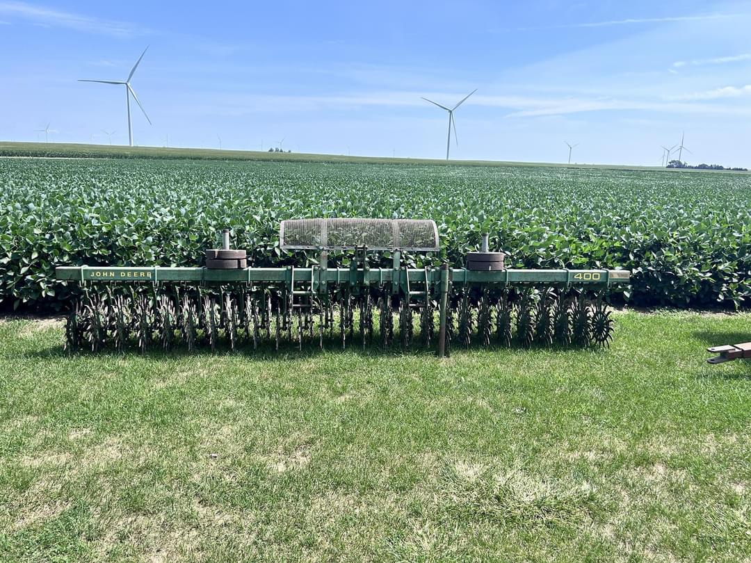Image of John Deere 400 Primary Image