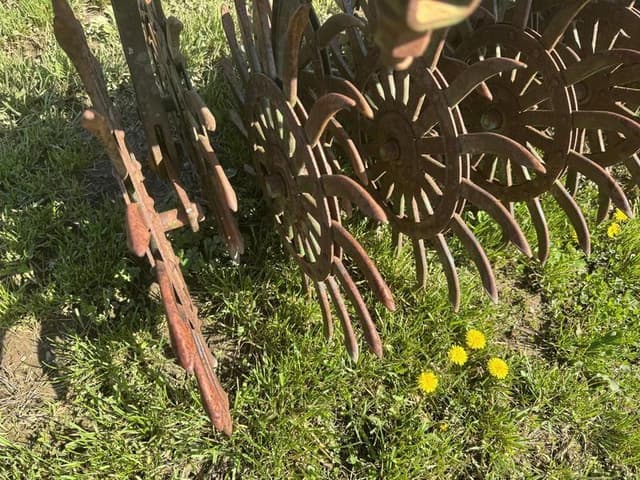 Image of John Deere 400 equipment image 2