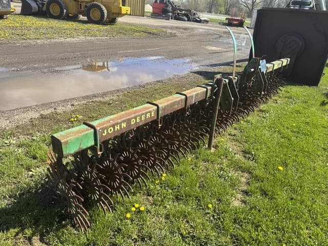 Image of John Deere 400 equipment image 1