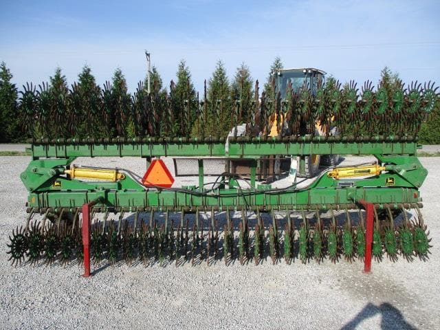 Image of John Deere 400 equipment image 1