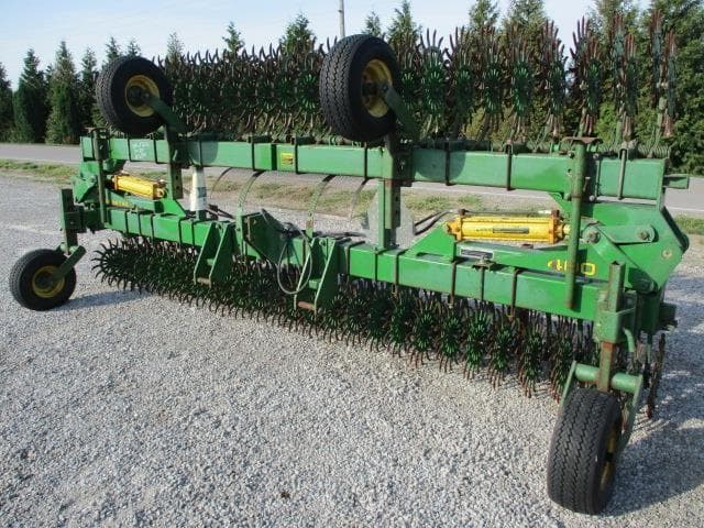 Image of John Deere 400 equipment image 3
