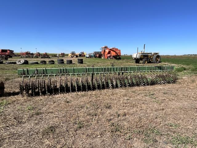 Image of John Deere 400 equipment image 4