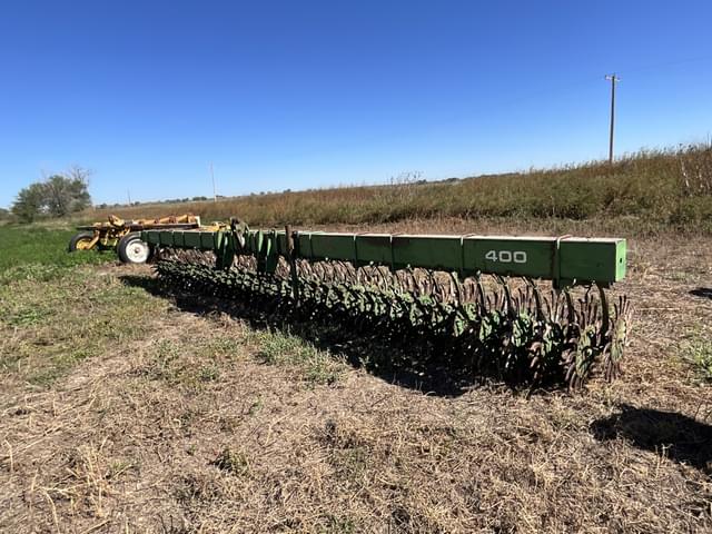 Image of John Deere 400 equipment image 1