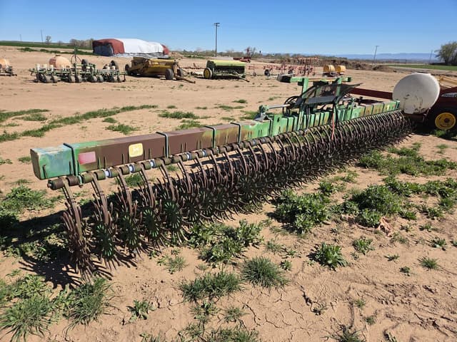 Image of John Deere 400 equipment image 4