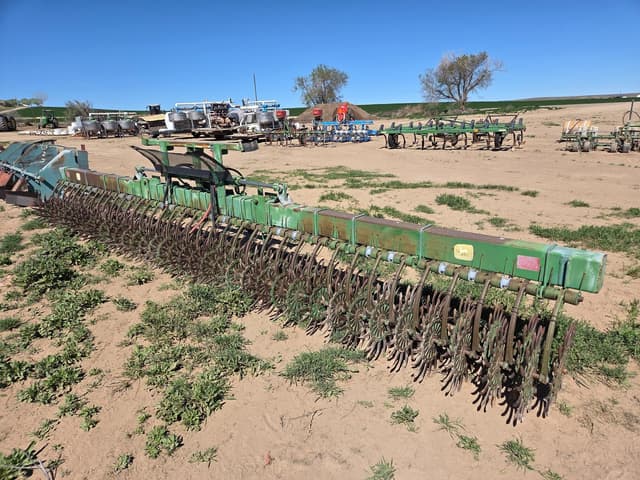 Image of John Deere 400 equipment image 3