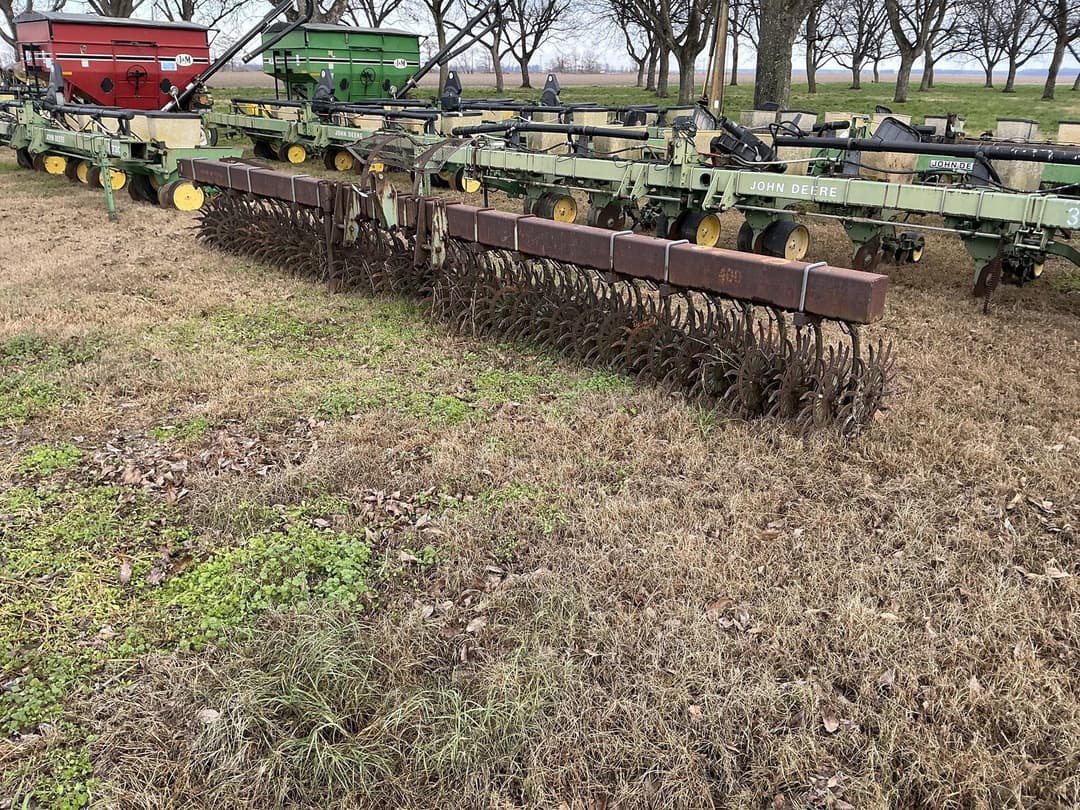 Image of John Deere 400 Image 0