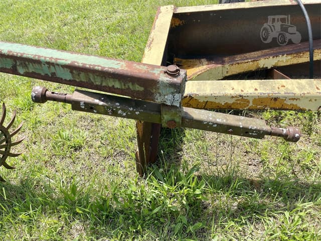 Image of John Deere 400 equipment image 4