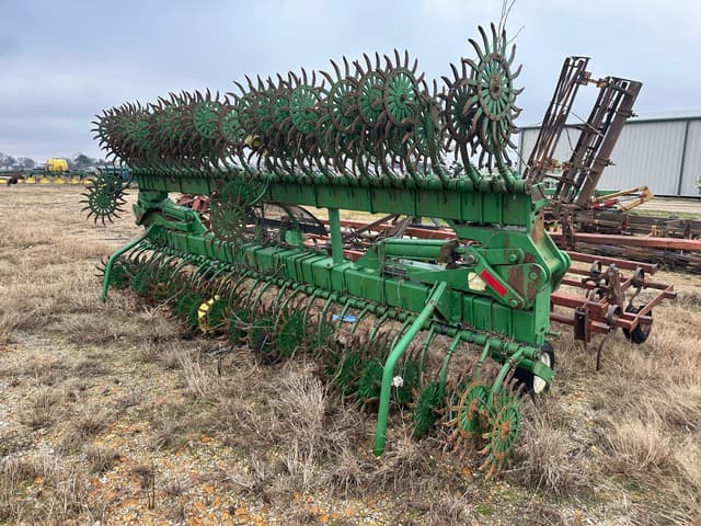 Image of John Deere 400 equipment image 2