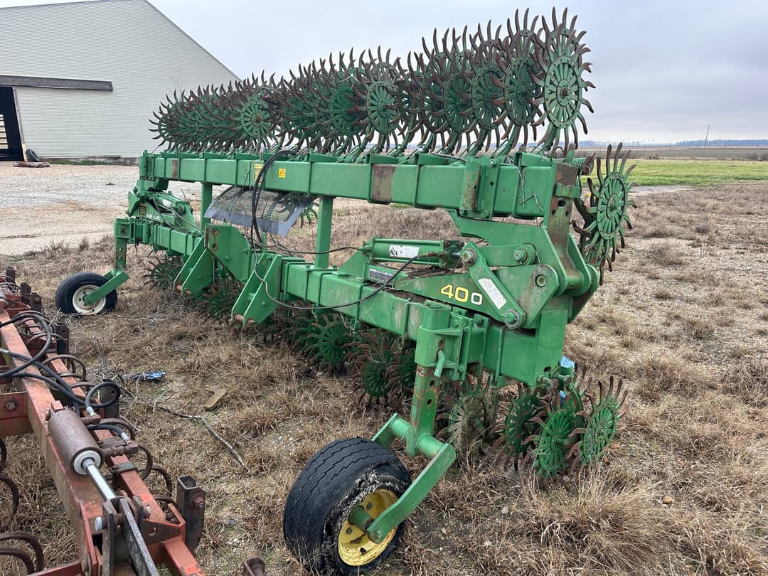 Image of John Deere 400 Primary image