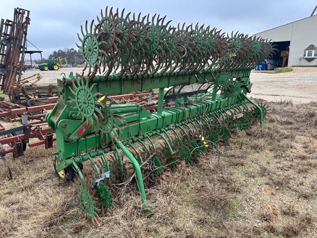 Image of John Deere 400 equipment image 3