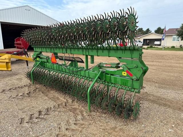Image of John Deere 400 equipment image 2
