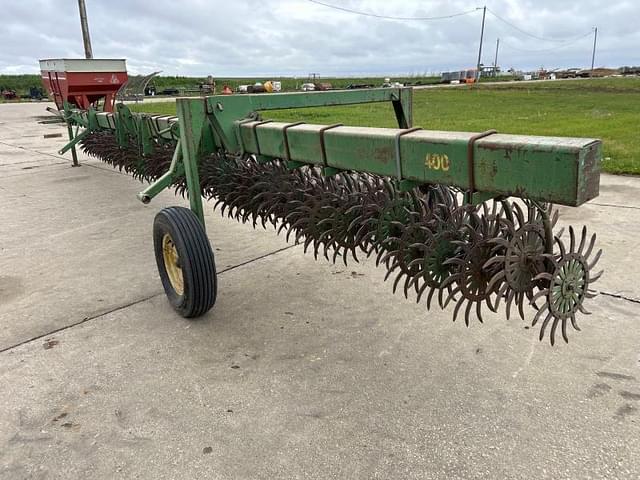 Image of John Deere 400 equipment image 3