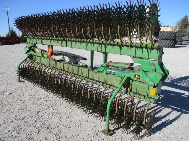 John Deere 400 Equipment Image0