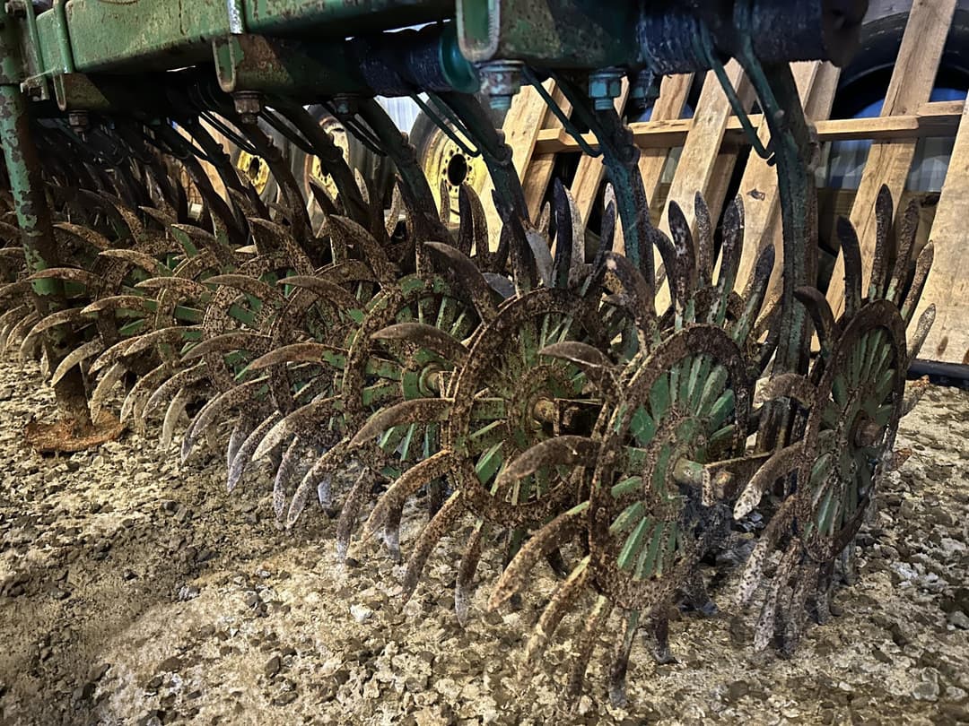 Image of John Deere 400 Image 1