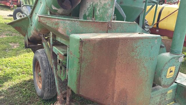 Image of John Deere 400 equipment image 3