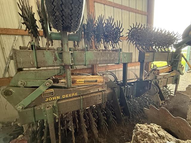 Image of John Deere 400 equipment image 4
