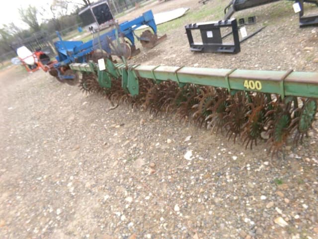 Image of John Deere 400 equipment image 1