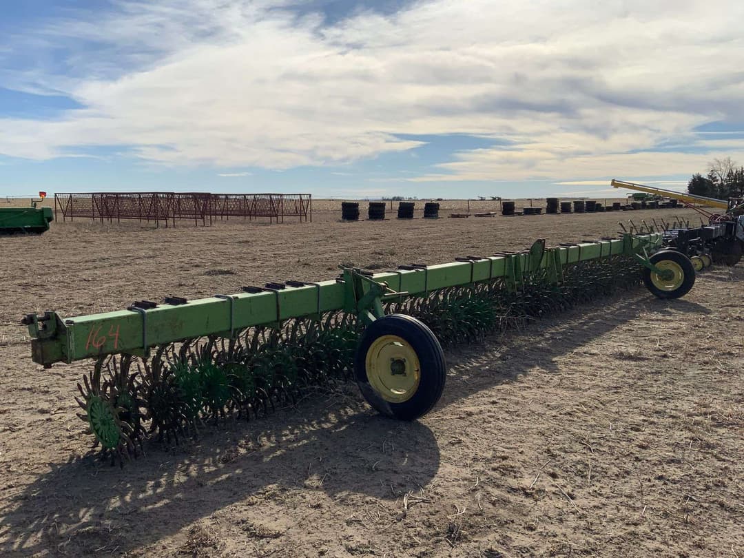 Image of John Deere 400 Primary image