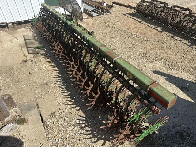 Image of John Deere 400 equipment image 3