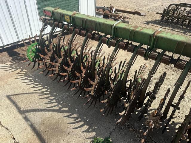 Image of John Deere 400 equipment image 4