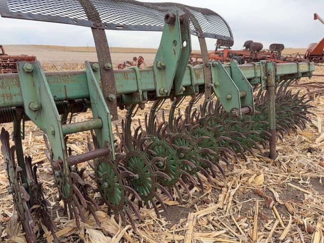 Image of John Deere 400 equipment image 3