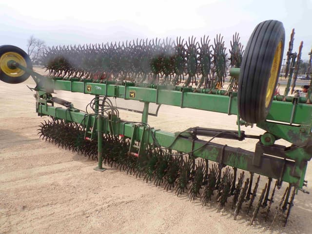 Image of John Deere 400 equipment image 2