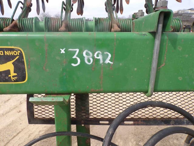 Image of John Deere 400 equipment image 1