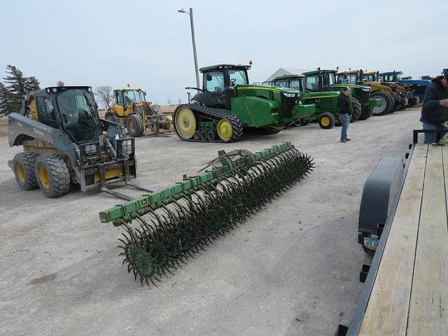 Image of John Deere 400 equipment image 2